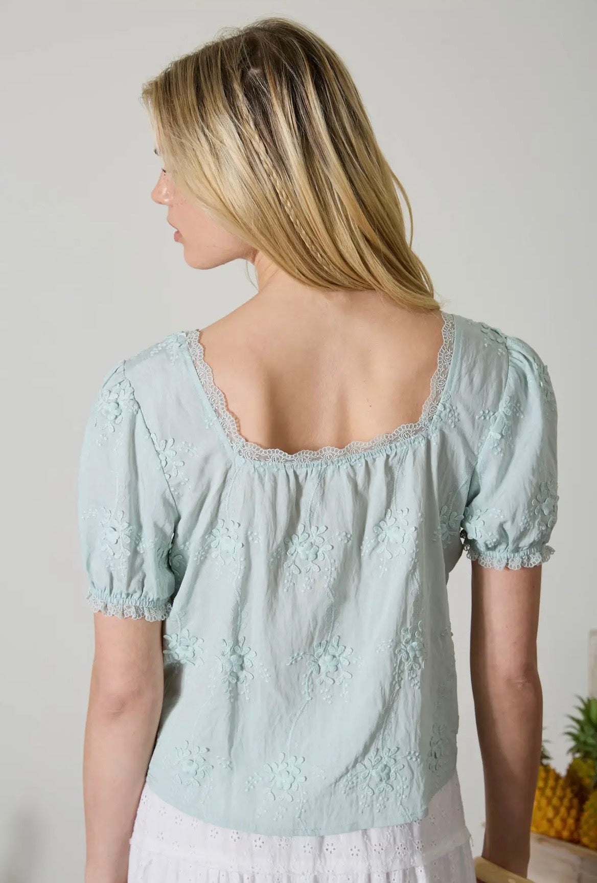 Sussy Floral Embroidery Lace Puff Sleeve