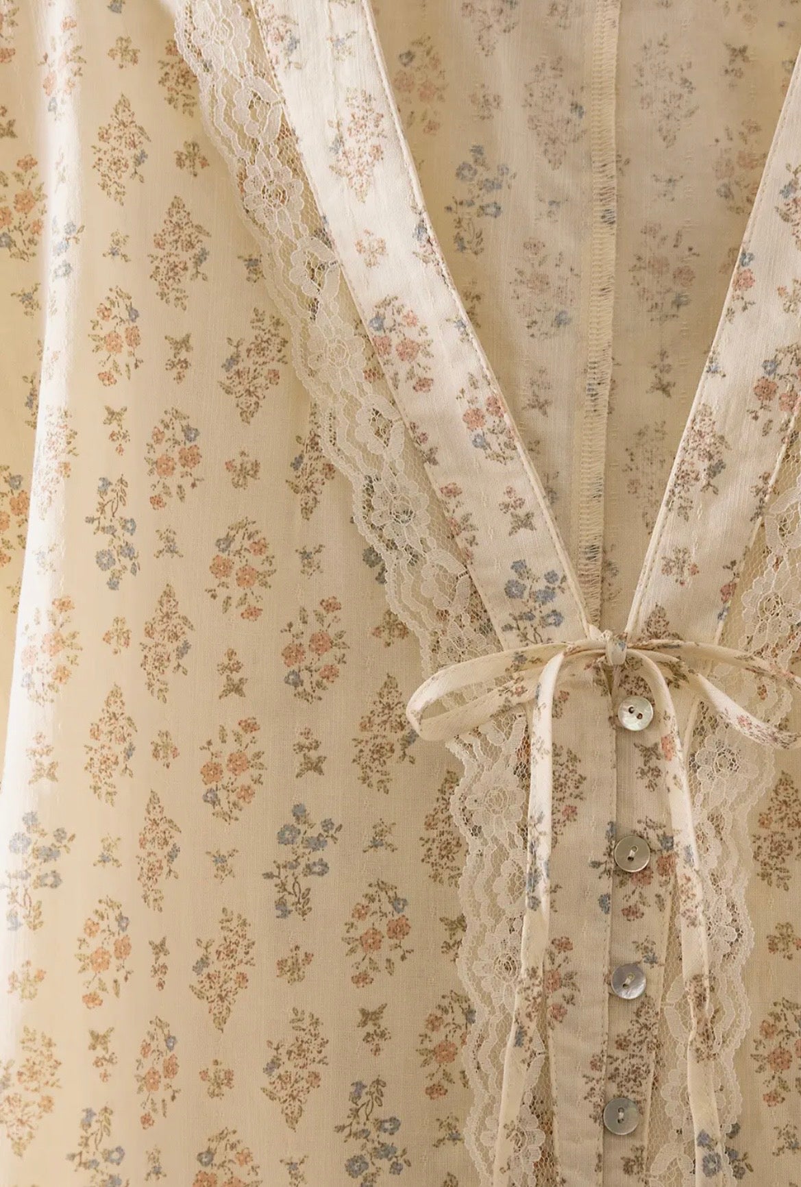 Lola Lace Flower Print Top